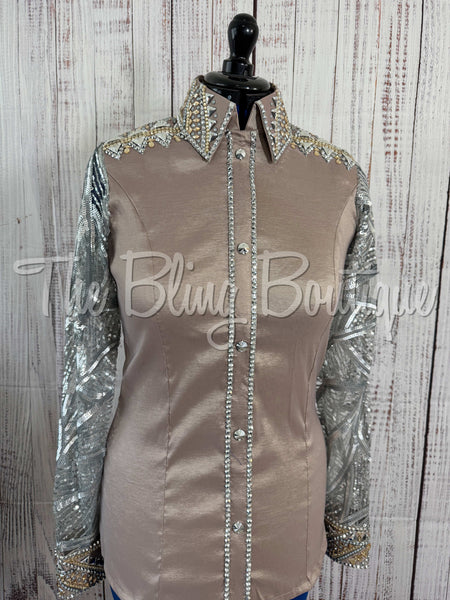 Fawn, Tan & Silver Day Shirt With Lace Sleeves (L)