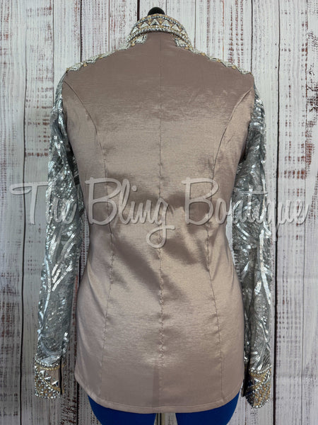 Fawn, Tan & Silver Day Shirt With Lace Sleeves (L)