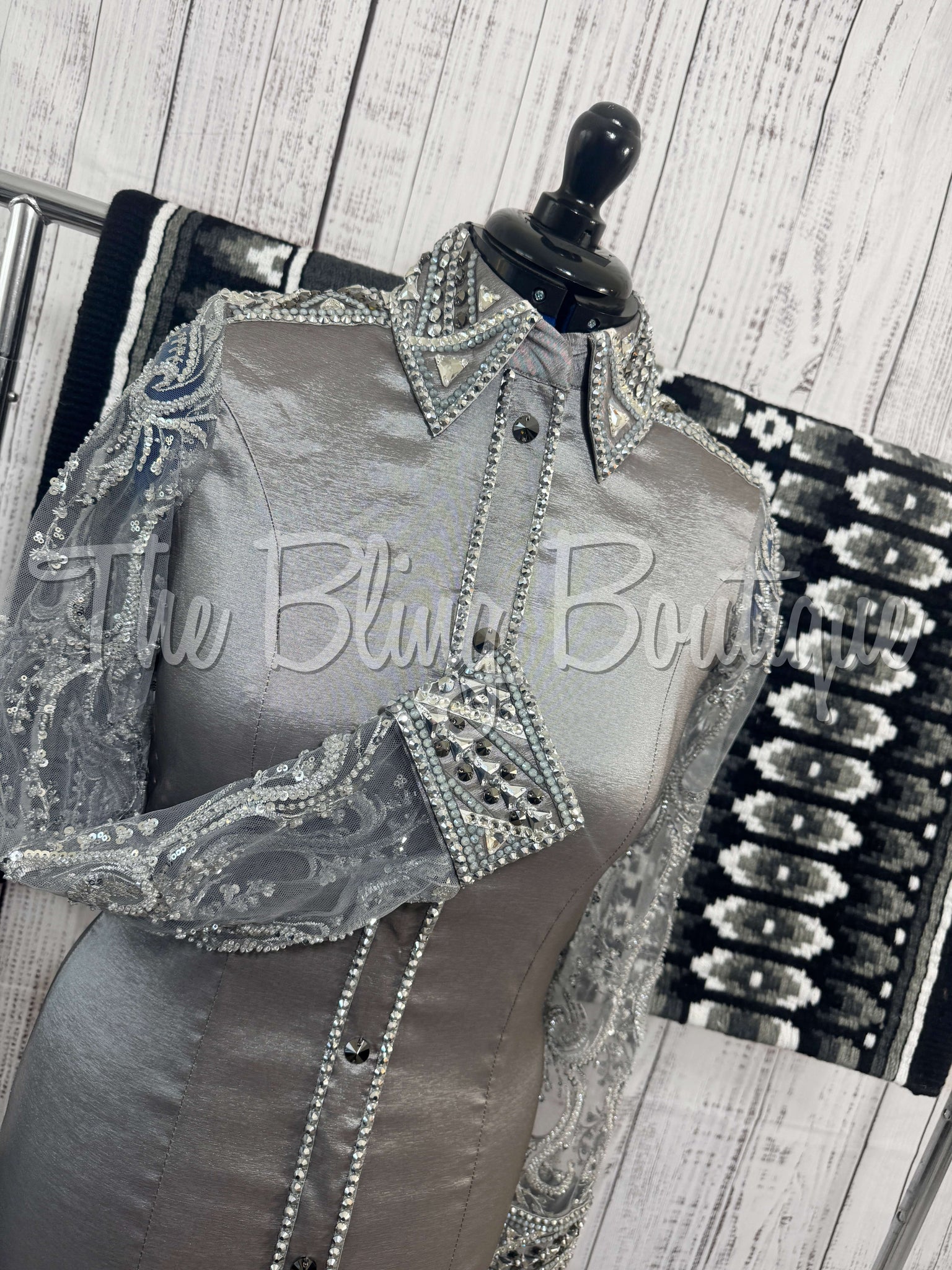 Grey Day Shirt Set With Beaded Lace Sleeves (M)